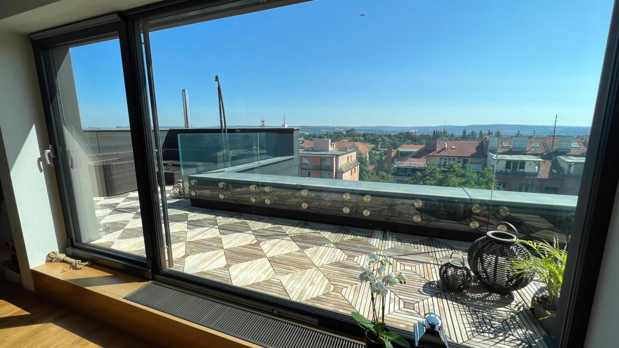 Apartman Se Saunou A Terasou S Vyhledem Na Brno Exteriér fotografie